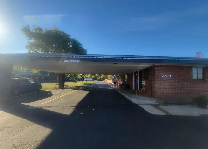 Orchard Park Motel